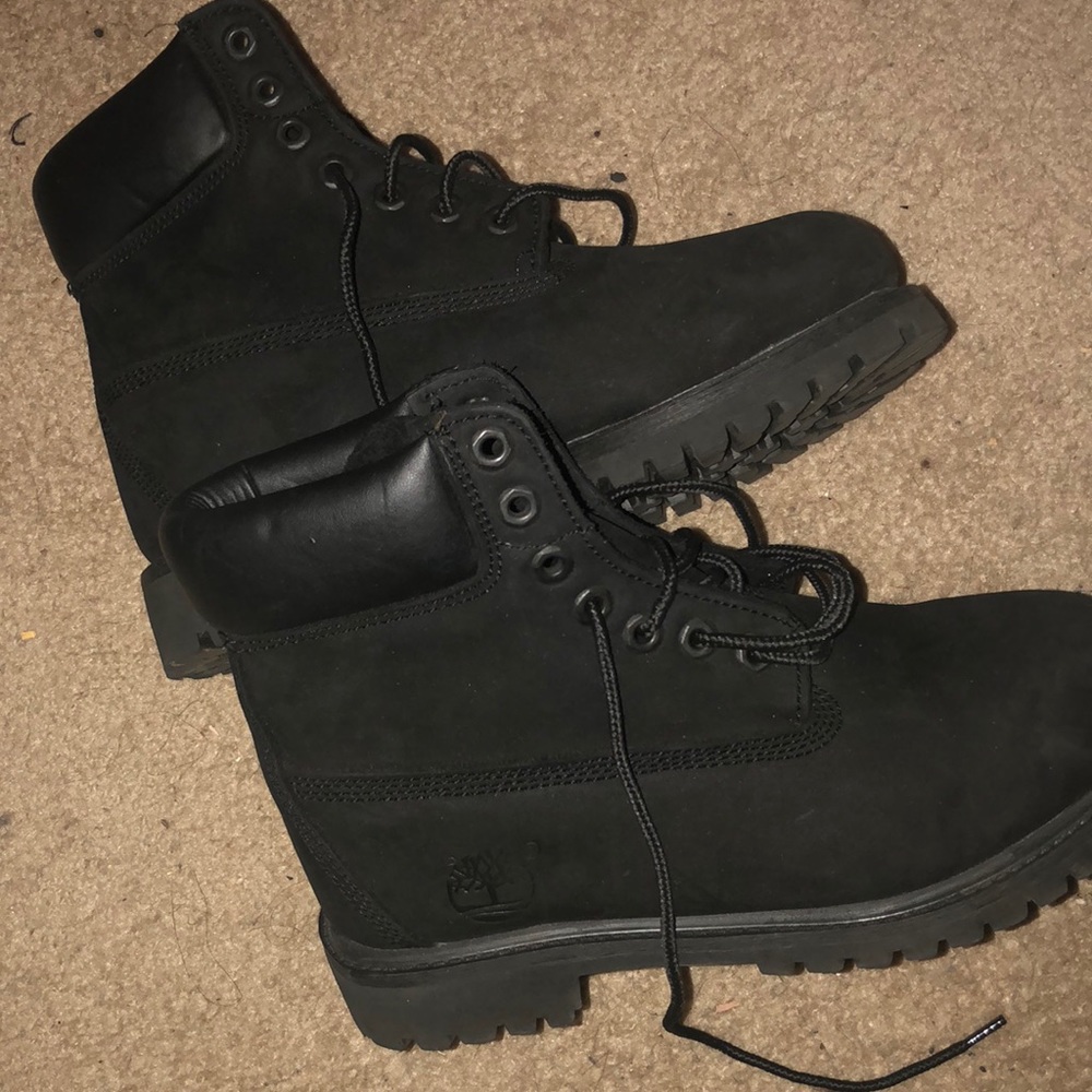 Black leather Timberlands